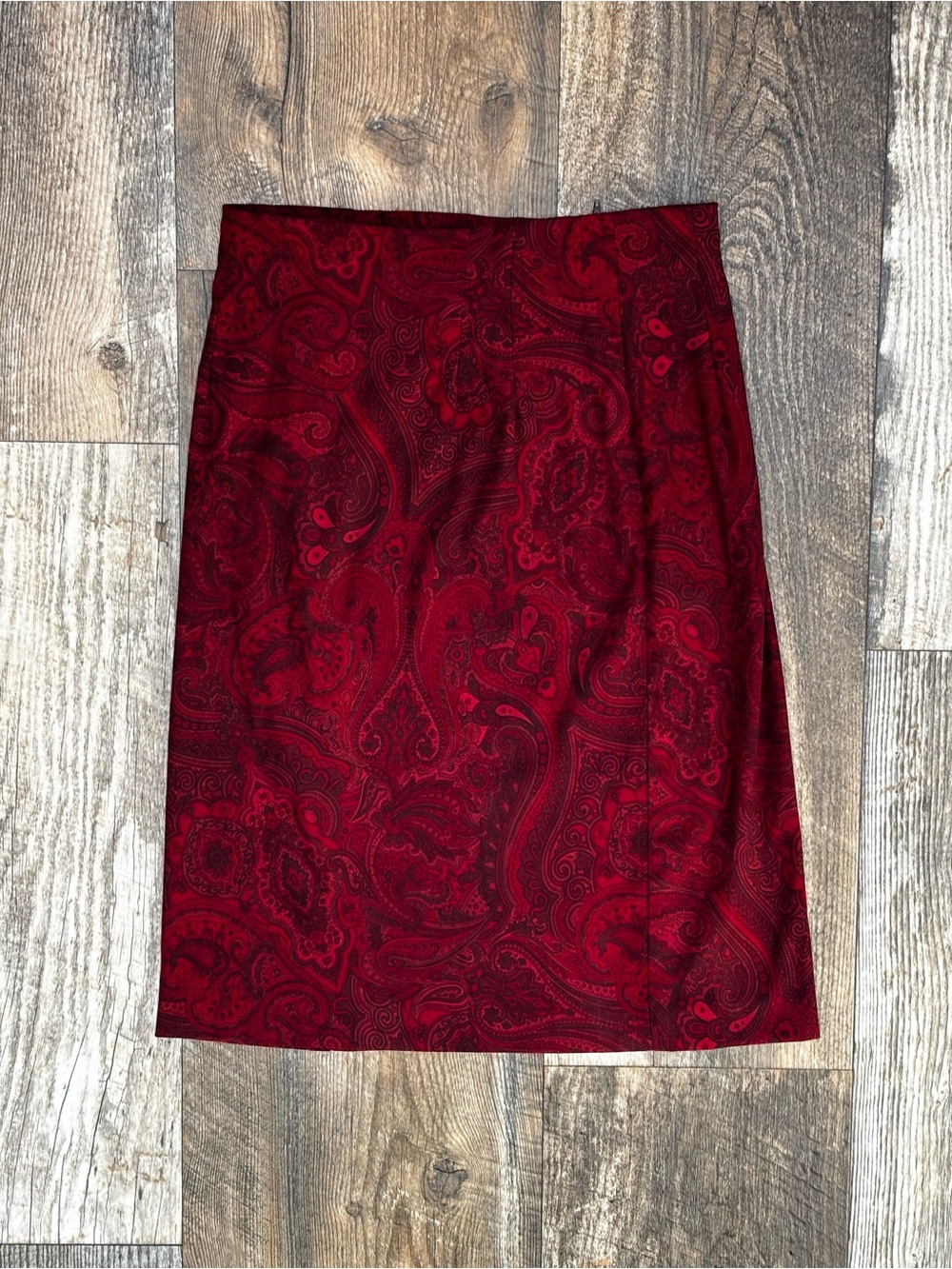 Briggs New York Red Paisley Pencil Skirt